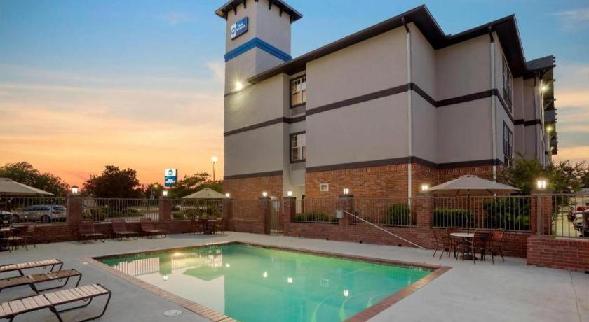 Best Western Plaquemine Inn Екстер'єр фото